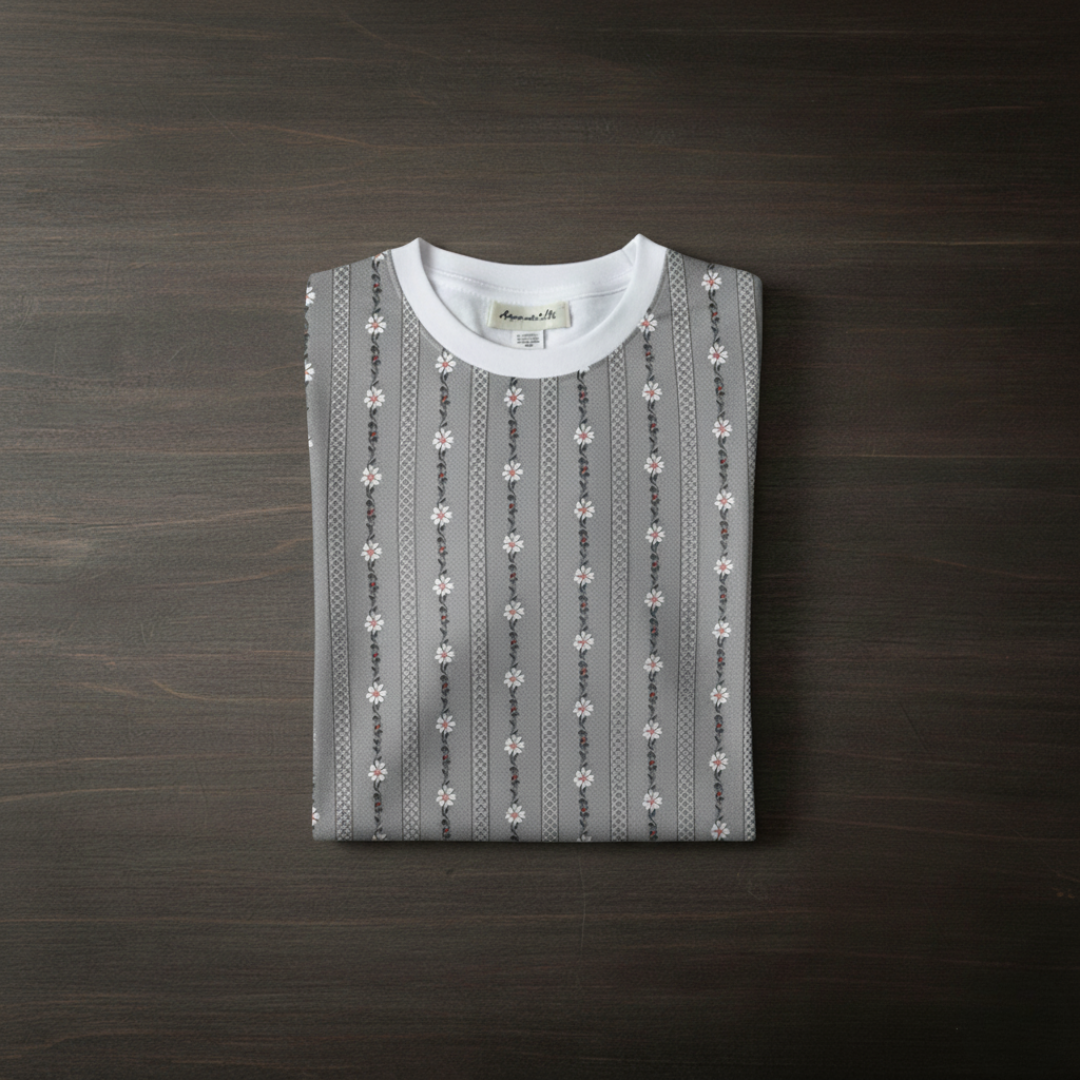 Das graue T-Shirt „Bauernhemd“.