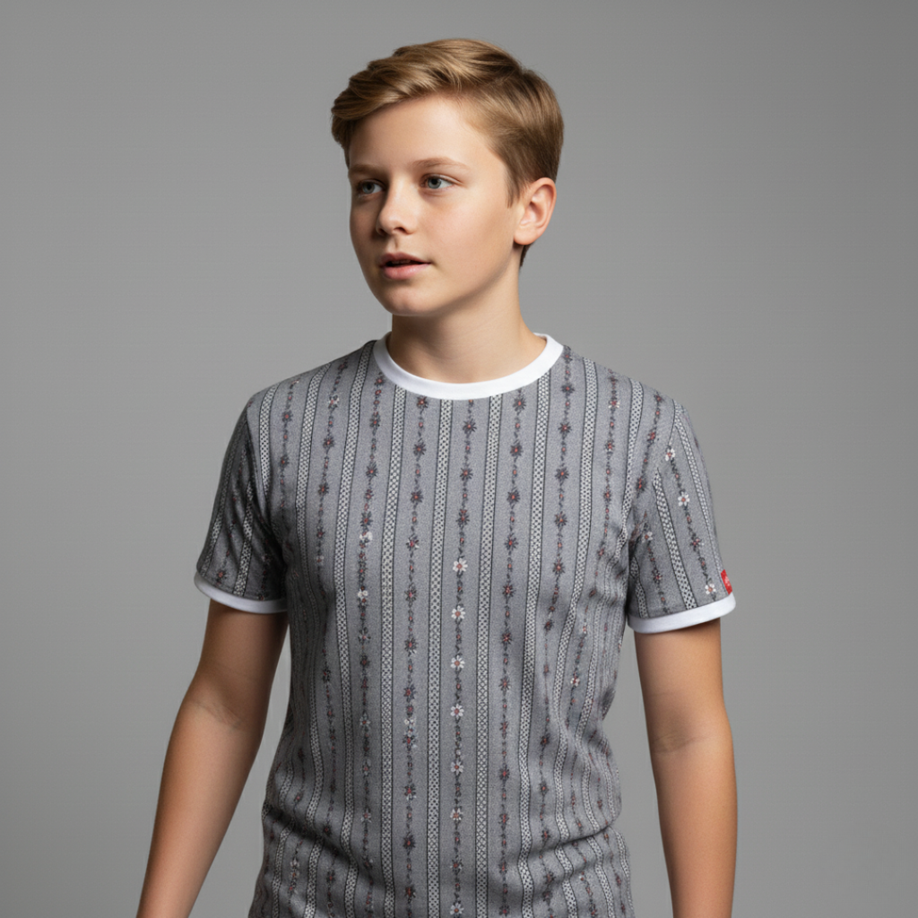 Das graue Kinder-T-Shirt „Bauernhemd“.