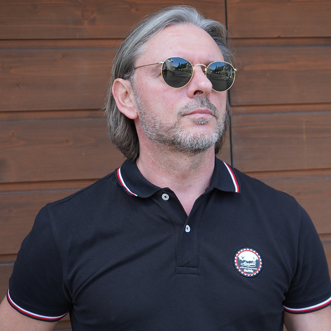 POLO SILHOUETTE ARMAILLI SCHWARZES 3D-LOGO